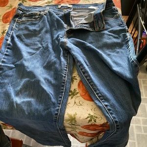 Women’s Levi’s boot cut 12 short